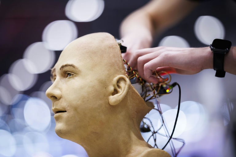 New Research Suggests Seven Senses May Enhance Robotics Development