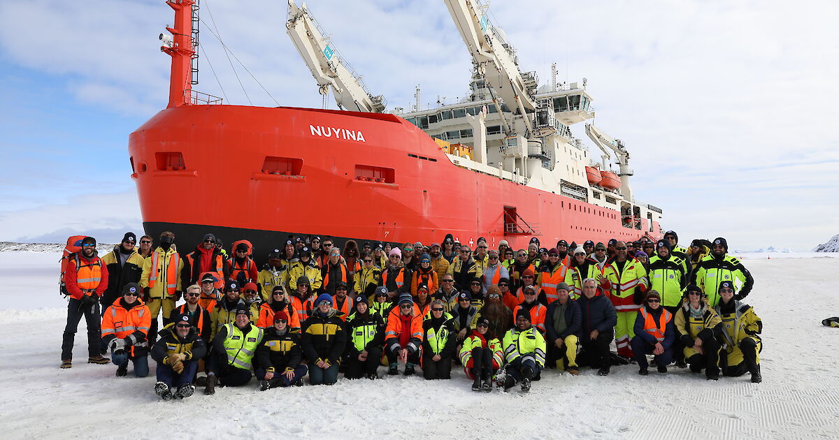 RSV Nuyina Successfully Resupplies Davis Research Station Amid Ice Conditions