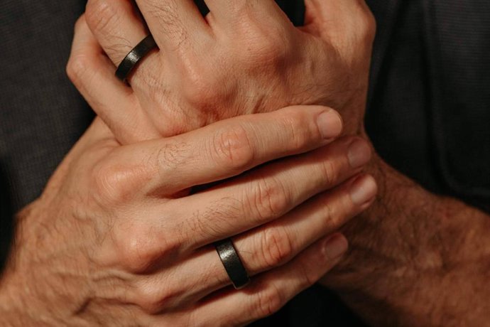 Rikki payment ring emerges as symbol of financial control for professionals