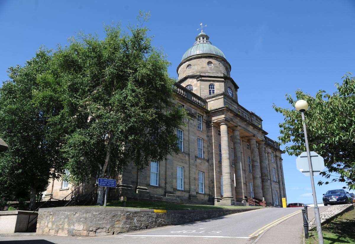 Temporary MRI Scanner at Dr Gray”s Hospital Welcomed, Permanent Solution Urged